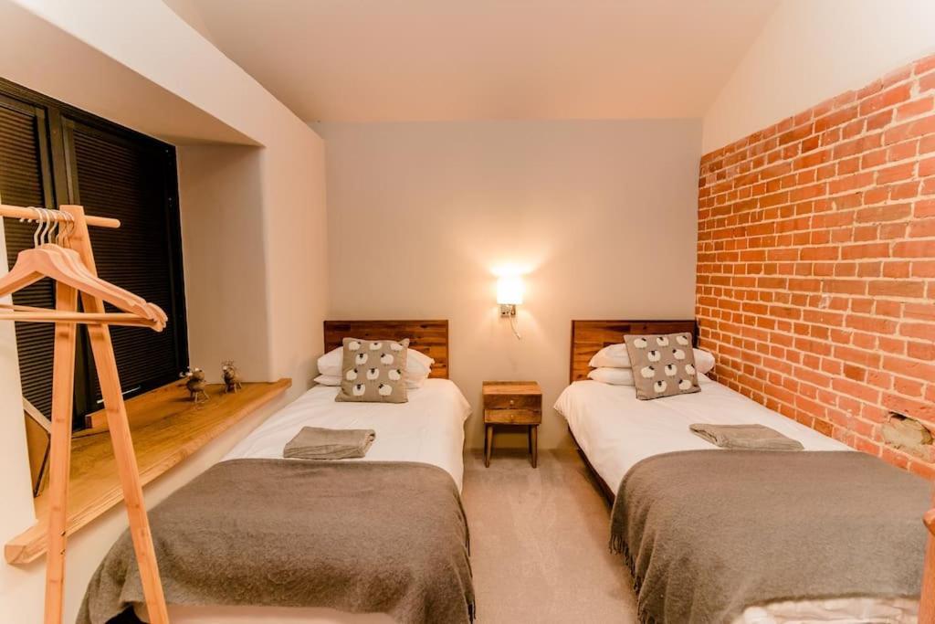 Beautiful Barn Conversion Close To The Broads Dilham Extérieur photo